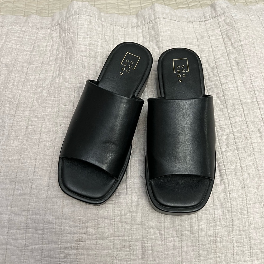 Black platform sandals/slides